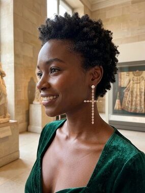 758. Atteri Cross drop earrings